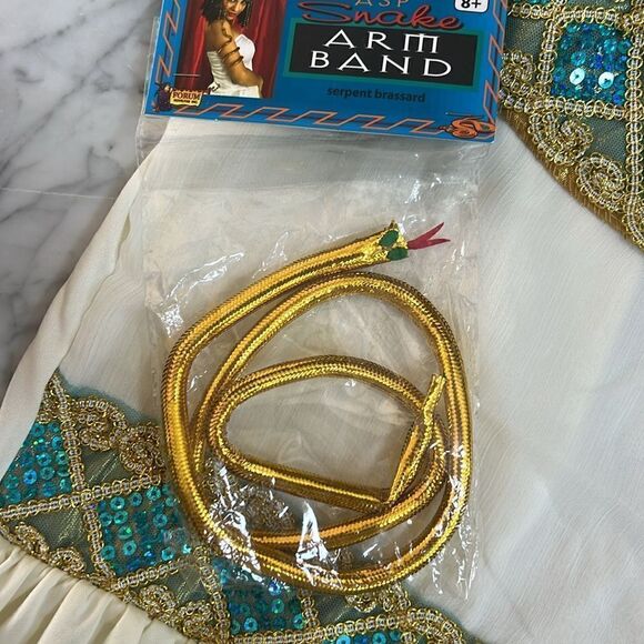 Cleopatra Halloween Costume Size Medium Women’s - Picture 10 of 10